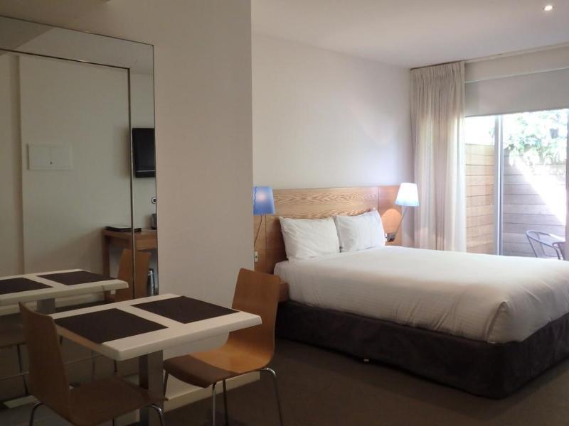 Quest Brighton On The Bay Aparthotel Melbourne Exterior photo